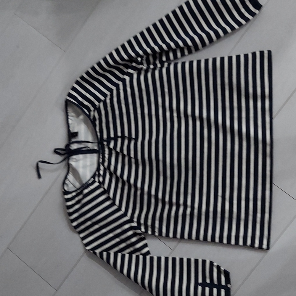 NWOT  JCREW CLASSIC mock top sz8